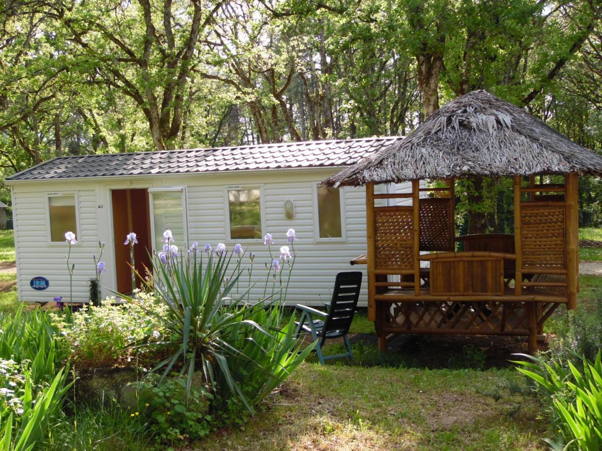 Camping Les Paillotes Payrac Exteriér fotografie